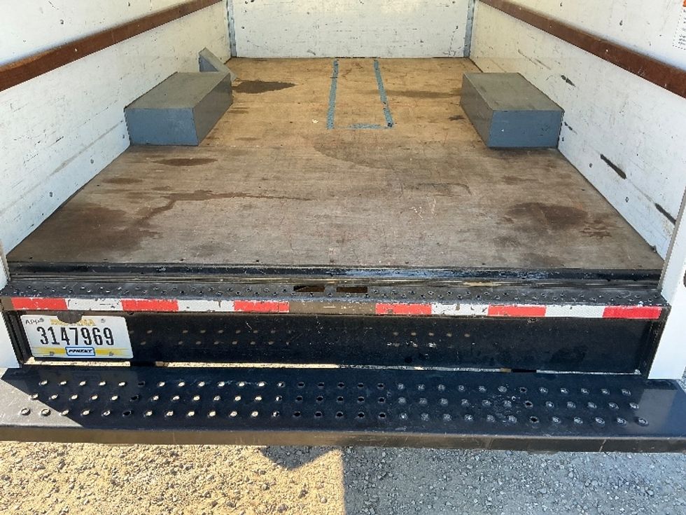 Light Duty Box Truck-Light and Medium Duty Trucks-GMC-2021-Savana G33503-Grand Junction-CO-109,043\n\t\tmiles-$ 29,250 - Image 10