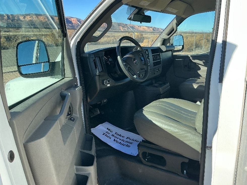Light Duty Box Truck-Light and Medium Duty Trucks-GMC-2021-Savana G33503-Grand Junction-CO-109,043\n\t\tmiles-$ 29,250 - Image 16