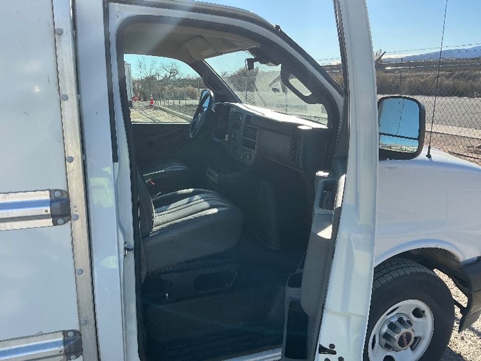 Light Duty Box Truck-Light and Medium Duty Trucks-GMC-2021-Savana G33503-Grand Junction-CO-109,043\n\t\tmiles-$ 29,250 - Image 20