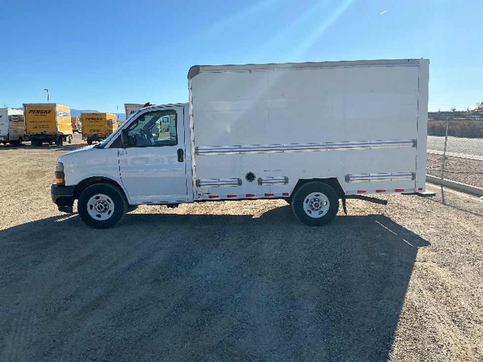 Light Duty Box Truck-Light and Medium Duty Trucks-GMC-2021-Savana G33503-Grand Junction-CO-109,043\n\t\tmiles-$ 29,250 - Image 4