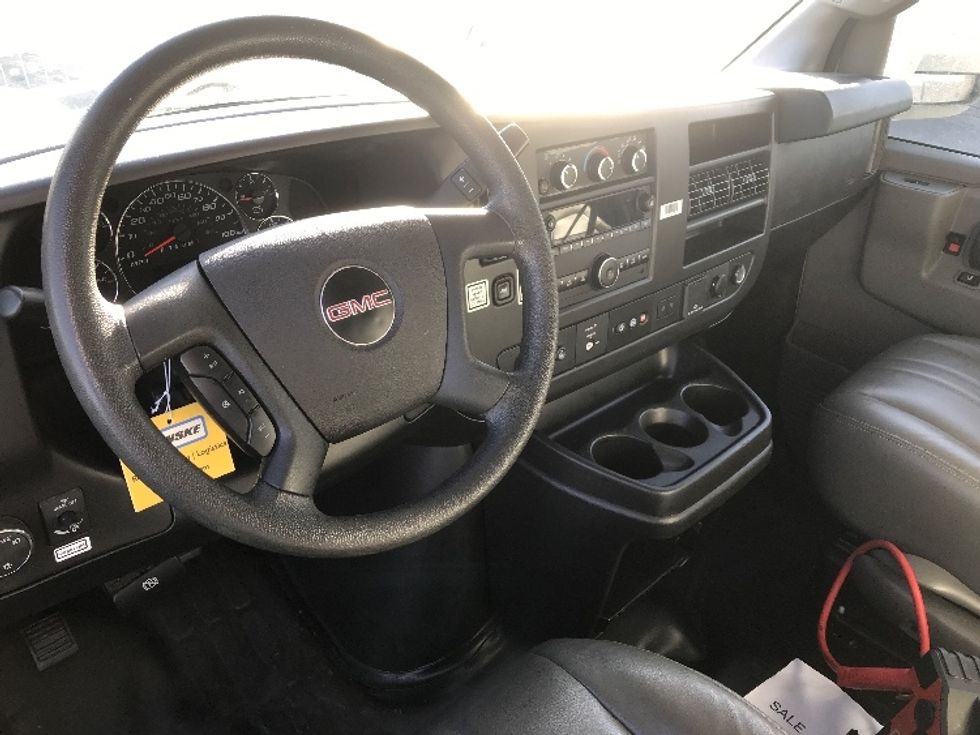 Light Duty Box Truck-Light and Medium Duty Trucks-GMC-2021-Savana G33503-Greeley-CO-105,117\n\t\tmiles-$ 29,750 - Image 16