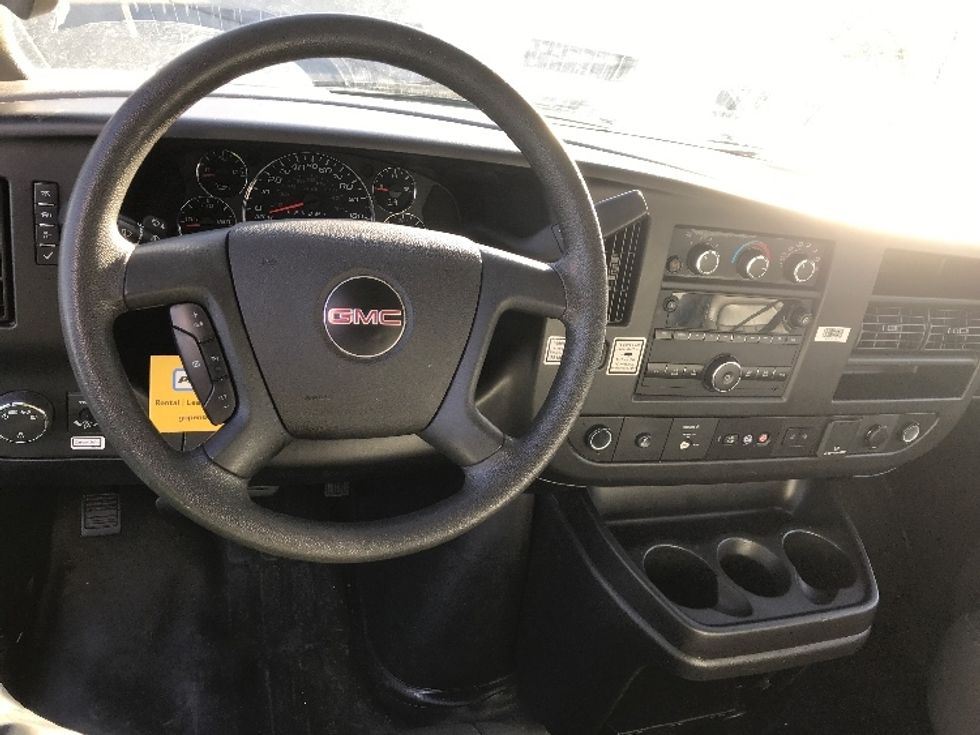 Light Duty Box Truck-Light and Medium Duty Trucks-GMC-2021-Savana G33503-Greeley-CO-105,117\n\t\tmiles-$ 29,750 - Image 17