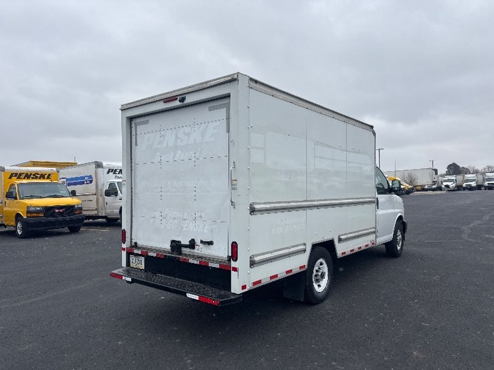 Light Duty Box Truck-Light and Medium Duty Trucks-GMC-2021-Savana G33503-Greeley-CO-105,798\n\t\tmiles-$ 29,750 - Image 12