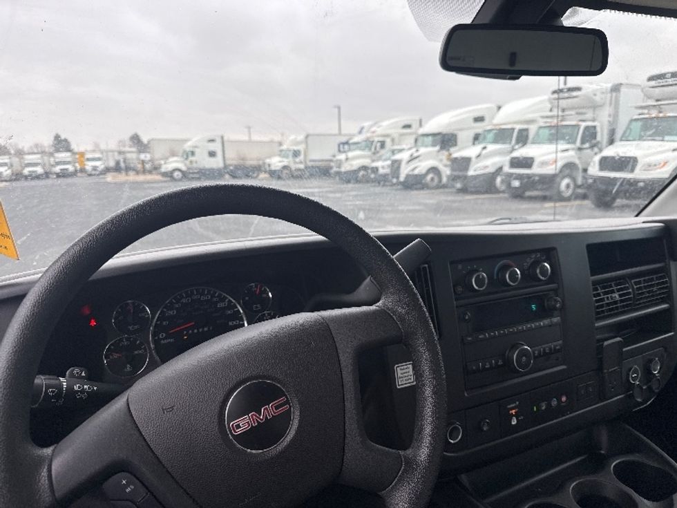 Light Duty Box Truck-Light and Medium Duty Trucks-GMC-2021-Savana G33503-Greeley-CO-105,798\n\t\tmiles-$ 29,750 - Image 16