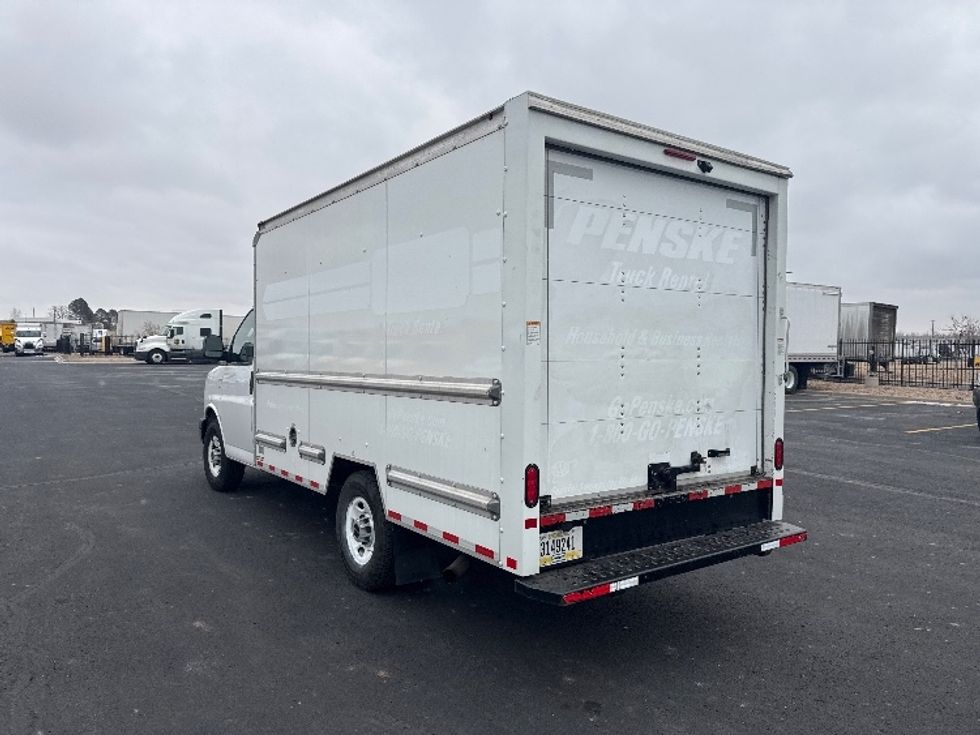 Light Duty Box Truck-Light and Medium Duty Trucks-GMC-2021-Savana G33503-Greeley-CO-105,798\n\t\tmiles-$ 29,750 - Image 6