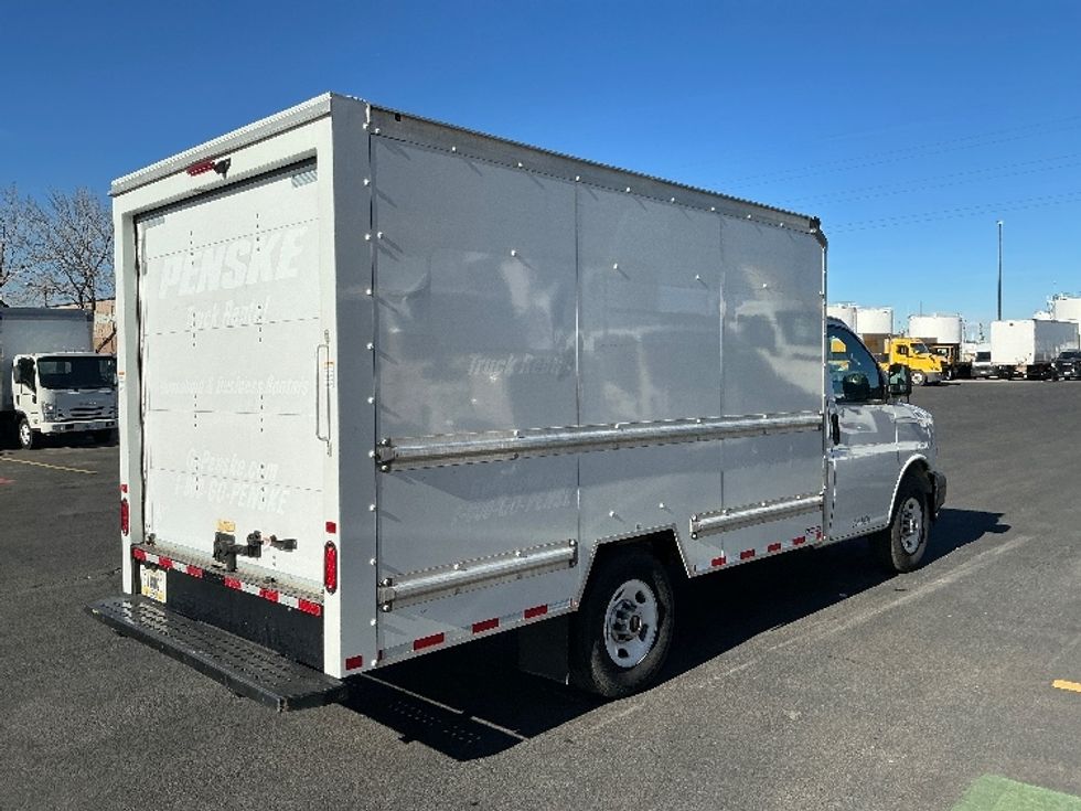 Light Duty Box Truck-Light and Medium Duty Trucks-GMC-2021-Savana G33503-Greeley-CO-108,763\n\t\tmiles-$ 29,500 - Image 11