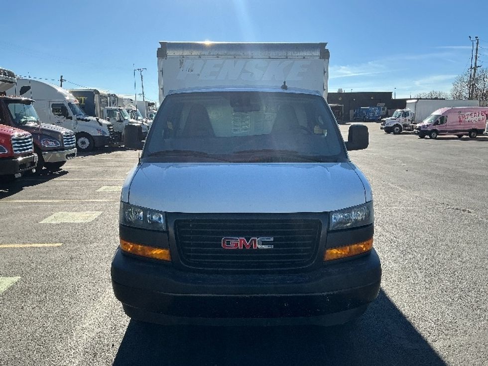Light Duty Box Truck-Light and Medium Duty Trucks-GMC-2021-Savana G33503-Greeley-CO-108,763\n\t\tmiles-$ 29,500 - Image 2