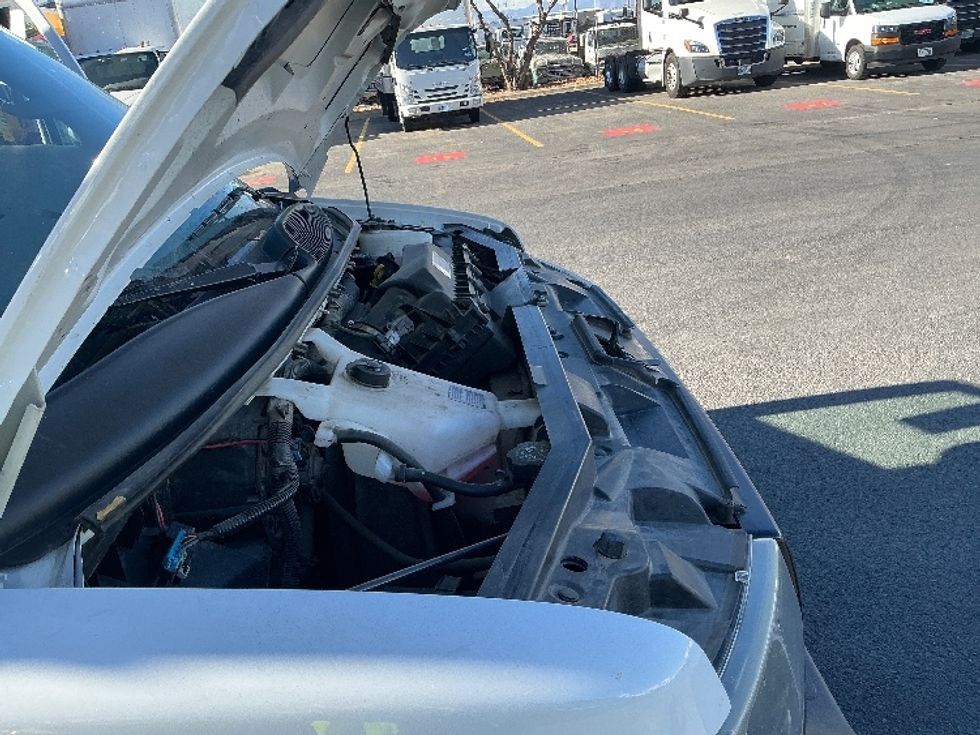 Light Duty Box Truck-Light and Medium Duty Trucks-GMC-2021-Savana G33503-Greeley-CO-108,763\n\t\tmiles-$ 29,500 - Image 20