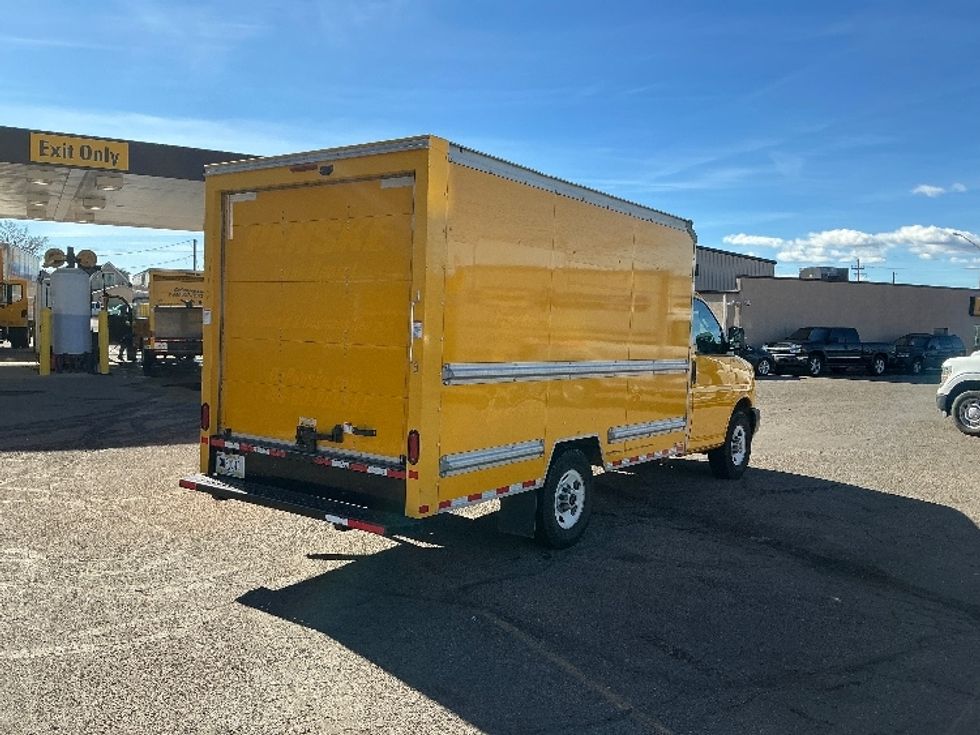 Light Duty Box Truck-Light and Medium Duty Trucks-GMC-2021-Savana G33503-Greeley-CO-119,941\n\t\tmiles-$ 25,500 - Image 13
