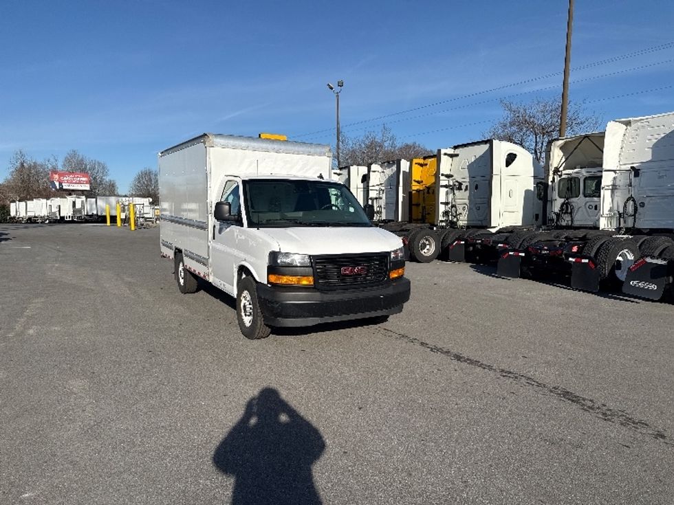 Light Duty Box Truck-Light and Medium Duty Trucks-GMC-2021-Savana G33503-Greensboro-NC-107,339\n\t\tmiles-$ 28,500 - Image 1