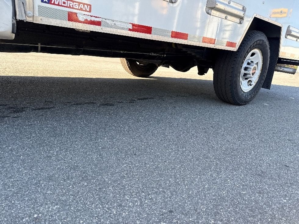 Light Duty Box Truck-Light and Medium Duty Trucks-GMC-2021-Savana G33503-Greensboro-NC-107,339\n\t\tmiles-$ 28,500 - Image 5