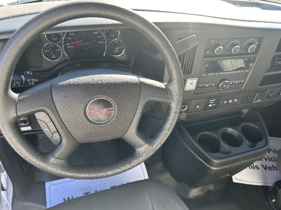 Light Duty Box Truck-Light and Medium Duty Trucks-GMC-2021-Savana G33503-Gulfport-MS-107,544\n\t\tmiles-$ 28,000 - Image 17