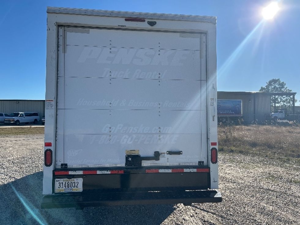 Light Duty Box Truck-Light and Medium Duty Trucks-GMC-2021-Savana G33503-Gulfport-MS-107,544\n\t\tmiles-$ 28,000 - Image 7