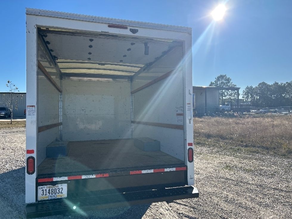 Light Duty Box Truck-Light and Medium Duty Trucks-GMC-2021-Savana G33503-Gulfport-MS-107,544\n\t\tmiles-$ 28,000 - Image 8