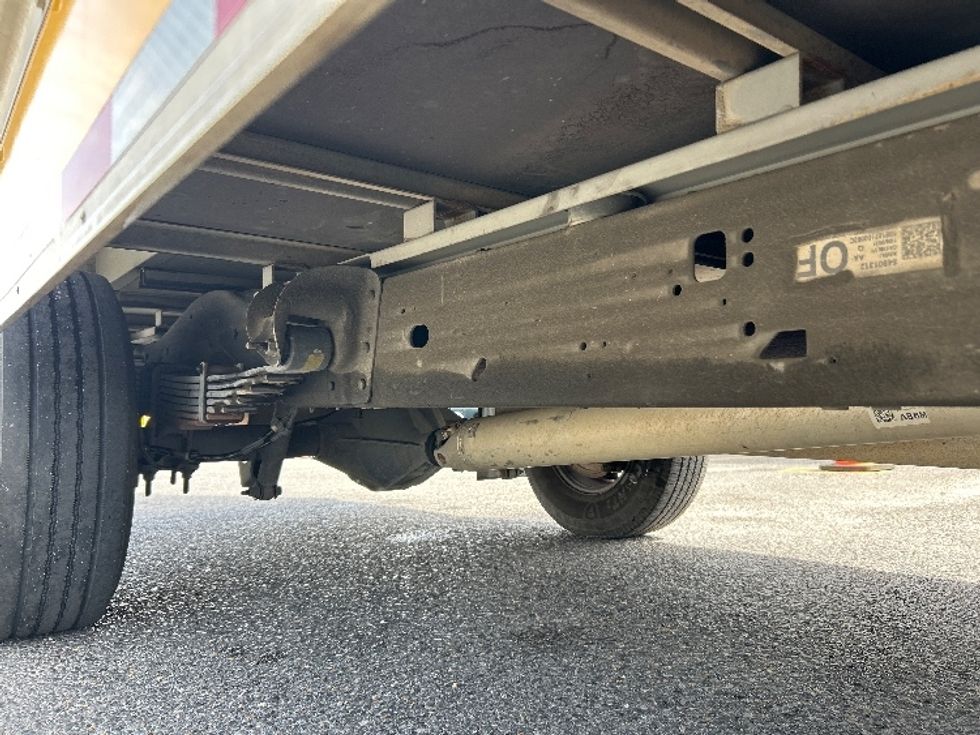 Light Duty Box Truck-Light and Medium Duty Trucks-GMC-2021-Savana G33503-Hammond-LA-72,953\n\t\tmiles-$ 28,000 - Image 13