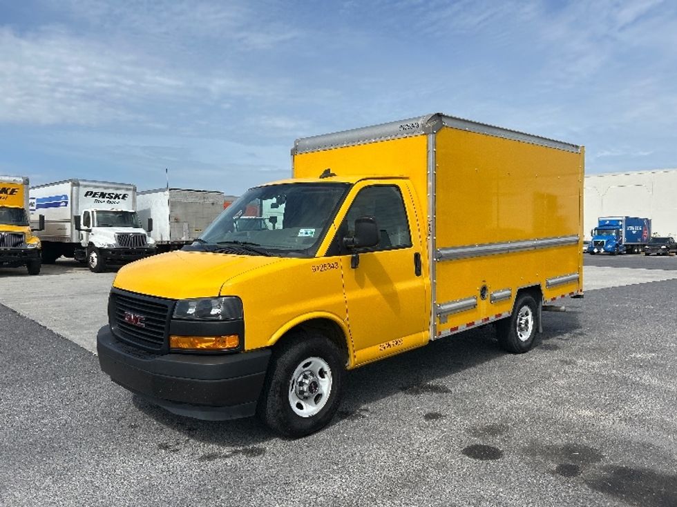 Light Duty Box Truck-Light and Medium Duty Trucks-GMC-2021-Savana G33503-Hammond-LA-72,953\n\t\tmiles-$ 28,000 - Image 3