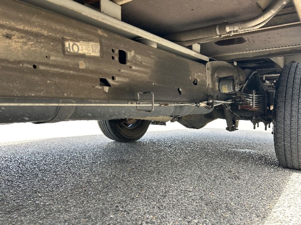 Light Duty Box Truck-Light and Medium Duty Trucks-GMC-2021-Savana G33503-Hammond-LA-72,953\n\t\tmiles-$ 28,000 - Image 5