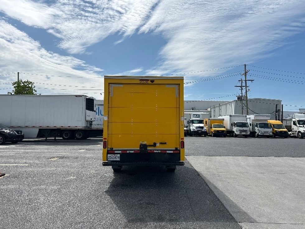 Light Duty Box Truck-Light and Medium Duty Trucks-GMC-2021-Savana G33503-Hammond-LA-72,953\n\t\tmiles-$ 28,000 - Image 7