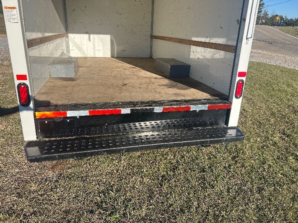 Light Duty Box Truck-Light and Medium Duty Trucks-GMC-2021-Savana G33503-Hattiesburg-MS-102,608\n\t\tmiles-$ 28,500 - Image 9