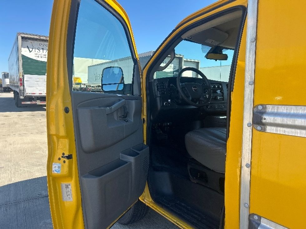 Light Duty Box Truck-Light and Medium Duty Trucks-GMC-2021-Savana G33503-Houston-TX-110,407\n\t\tmiles-$ 25,250 - Image 14