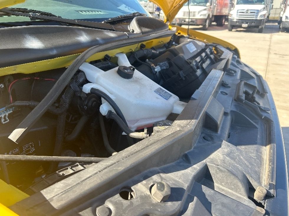 Light Duty Box Truck-Light and Medium Duty Trucks-GMC-2021-Savana G33503-Houston-TX-110,407\n\t\tmiles-$ 25,250 - Image 21