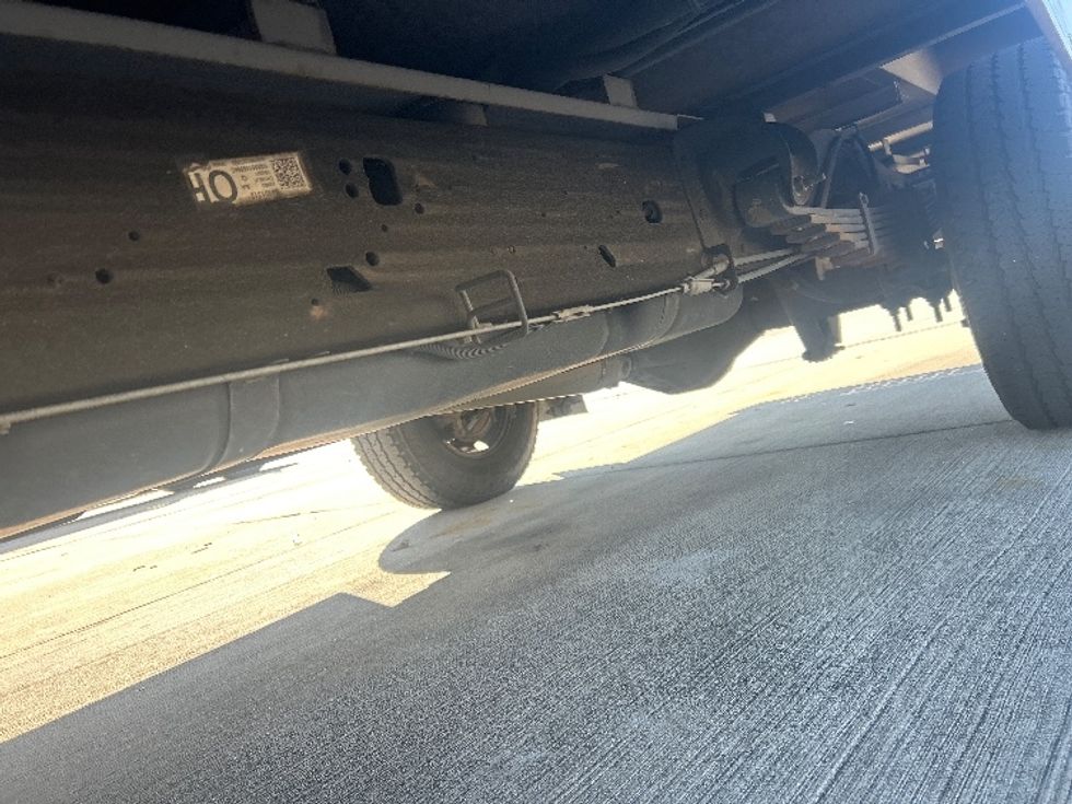 Light Duty Box Truck-Light and Medium Duty Trucks-GMC-2021-Savana G33503-Houston-TX-110,407\n\t\tmiles-$ 25,250 - Image 5