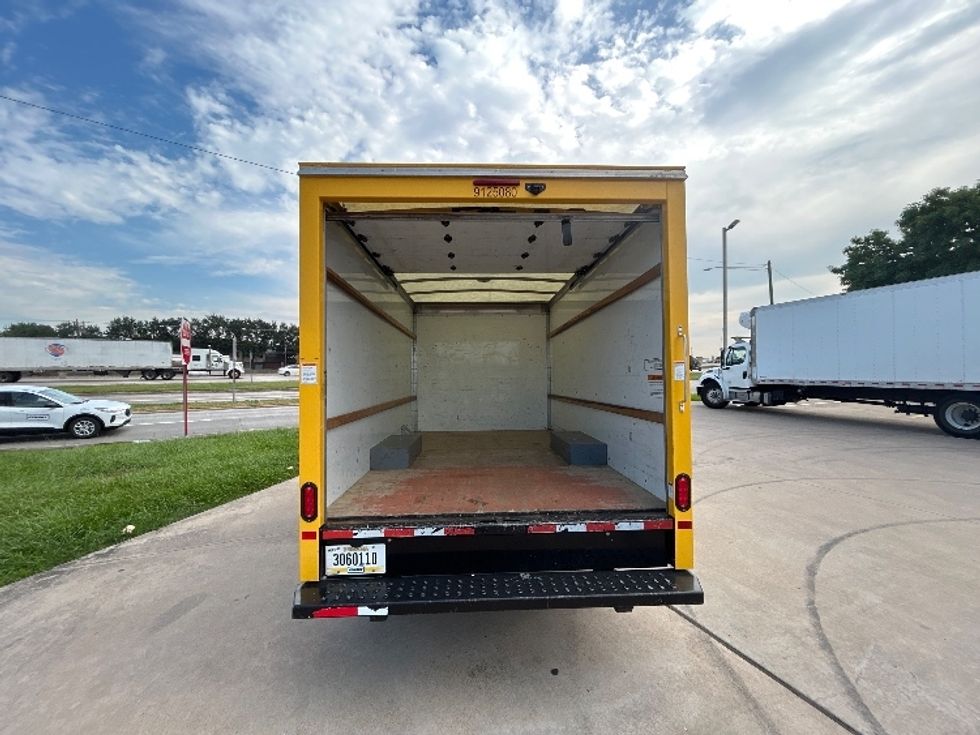 Light Duty Box Truck-Light and Medium Duty Trucks-GMC-2021-Savana G33503-Houston-TX-110,841\n\t\tmiles-$ 24,500 - Image 8