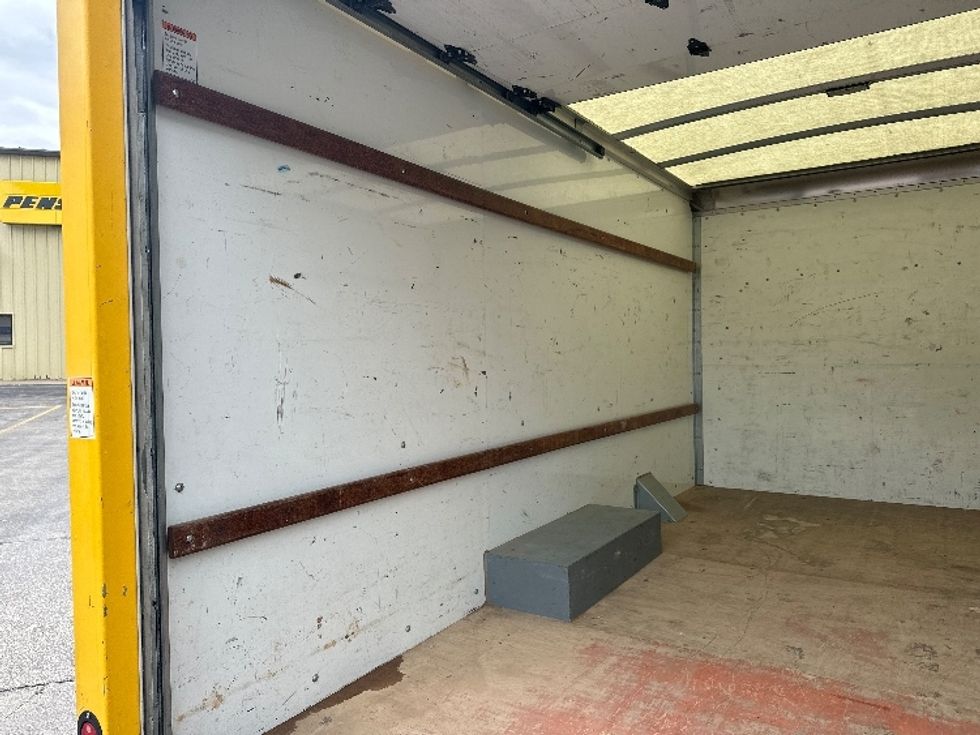 Light Duty Box Truck-Light and Medium Duty Trucks-GMC-2021-Savana G33503-Huntington-WV-106,028\n\t\tmiles-$ 25,000 - Image 11