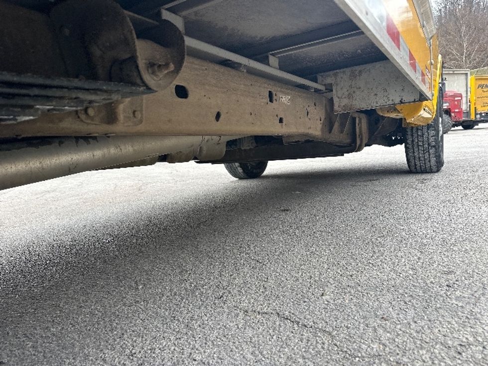 Light Duty Box Truck-Light and Medium Duty Trucks-GMC-2021-Savana G33503-Huntington-WV-106,028\n\t\tmiles-$ 25,000 - Image 14