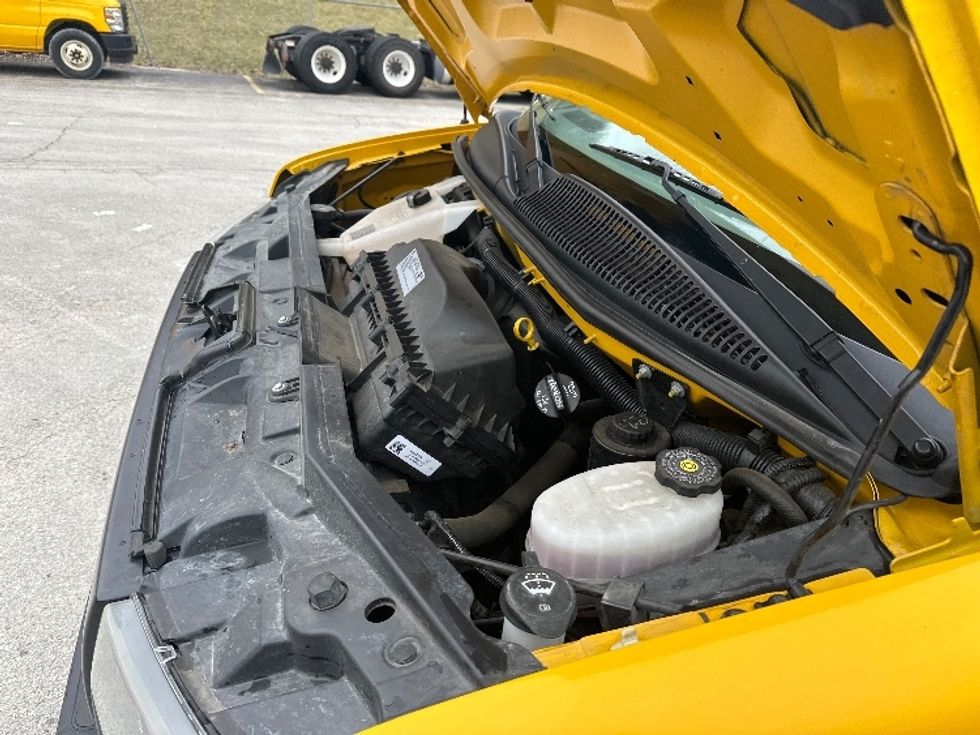 Light Duty Box Truck-Light and Medium Duty Trucks-GMC-2021-Savana G33503-Huntington-WV-106,028\n\t\tmiles-$ 25,000 - Image 24