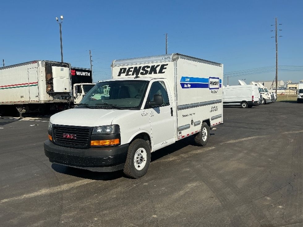 2021 Gmc Savana 3500 Cutaway photo 3