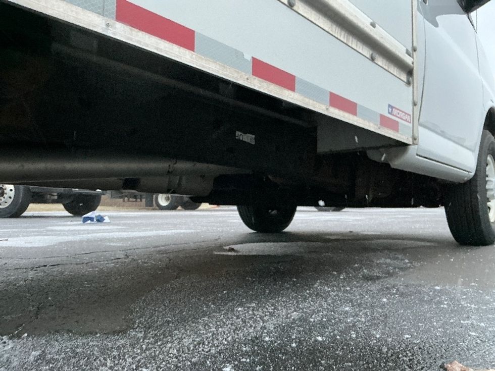 Light Duty Box Truck-Light and Medium Duty Trucks-GMC-2021-Savana G33503-Indianapolis-IN-114,806\n\t\tmiles-$ 26,500 - Image 13