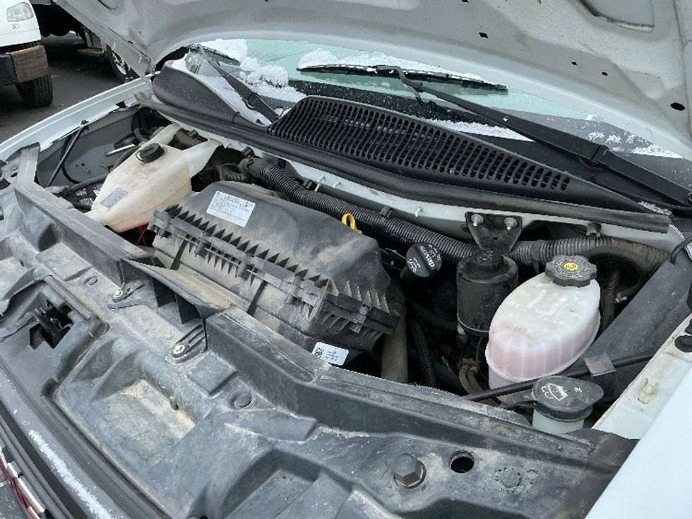 Light Duty Box Truck-Light and Medium Duty Trucks-GMC-2021-Savana G33503-Indianapolis-IN-114,806\n\t\tmiles-$ 26,500 - Image 23