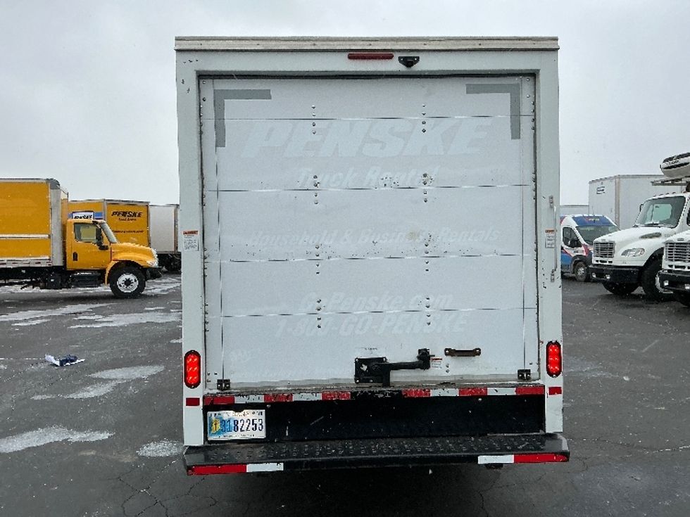 Light Duty Box Truck-Light and Medium Duty Trucks-GMC-2021-Savana G33503-Indianapolis-IN-114,806\n\t\tmiles-$ 26,500 - Image 7