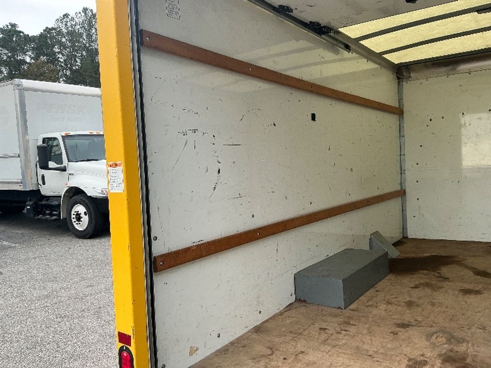 Light Duty Box Truck-Light and Medium Duty Trucks-GMC-2021-Savana G33503-Jacksonville-FL-118,586\n\t\tmiles-$ 25,500 - Image 10