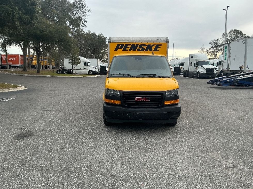 Light Duty Box Truck-Light and Medium Duty Trucks-GMC-2021-Savana G33503-Jacksonville-FL-118,586\n\t\tmiles-$ 25,500 - Image 2