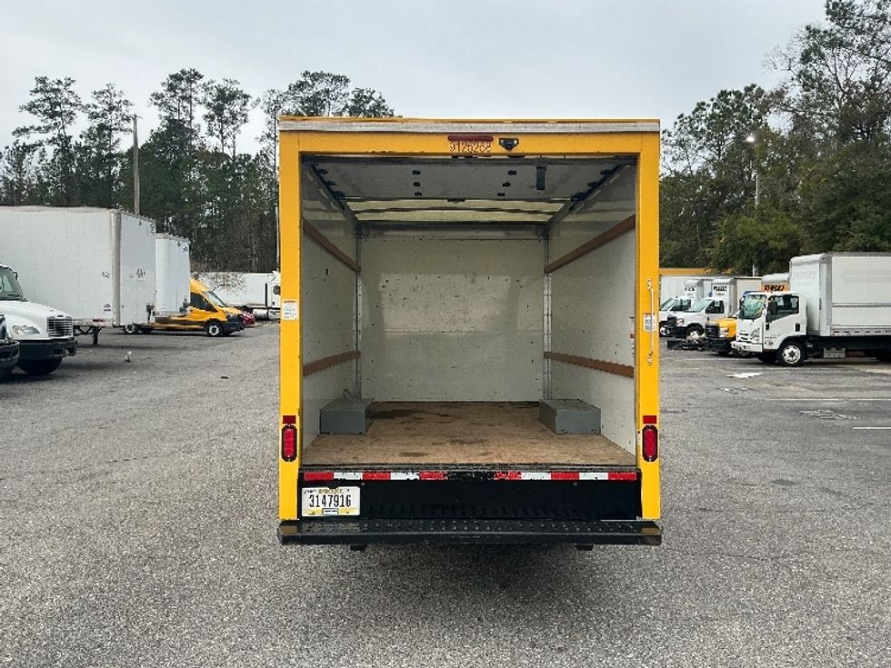 Light Duty Box Truck-Light and Medium Duty Trucks-GMC-2021-Savana G33503-Jacksonville-FL-118,586\n\t\tmiles-$ 25,500 - Image 8