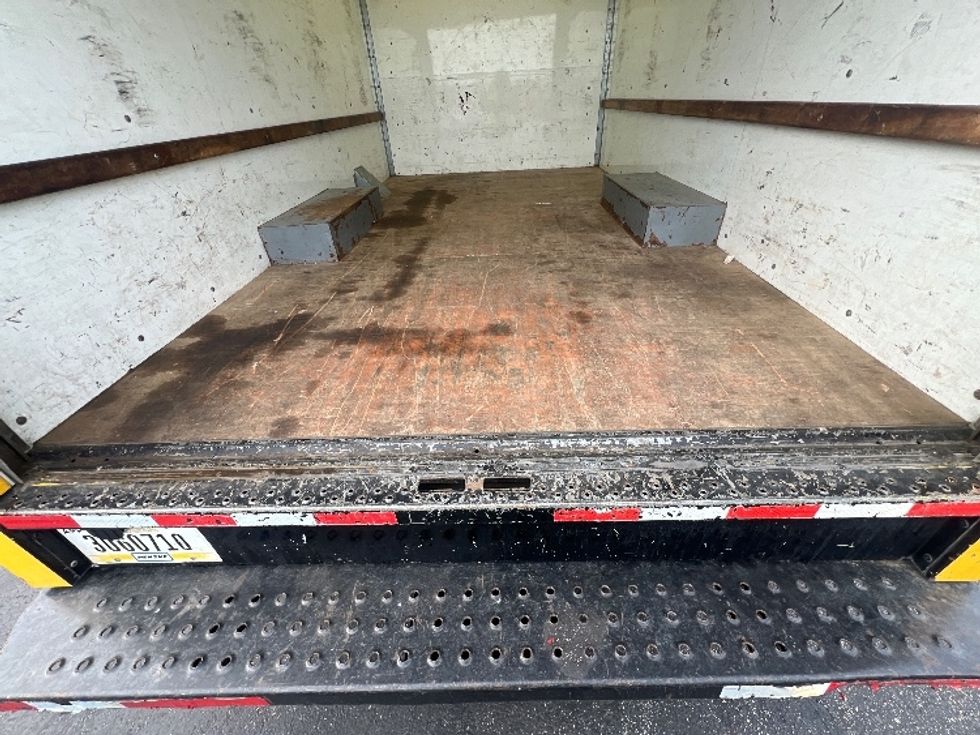 Light Duty Box Truck-Light and Medium Duty Trucks-GMC-2021-Savana G33503-Jessup-MD-103,548\n\t\tmiles-$ 25,250 - Image 10