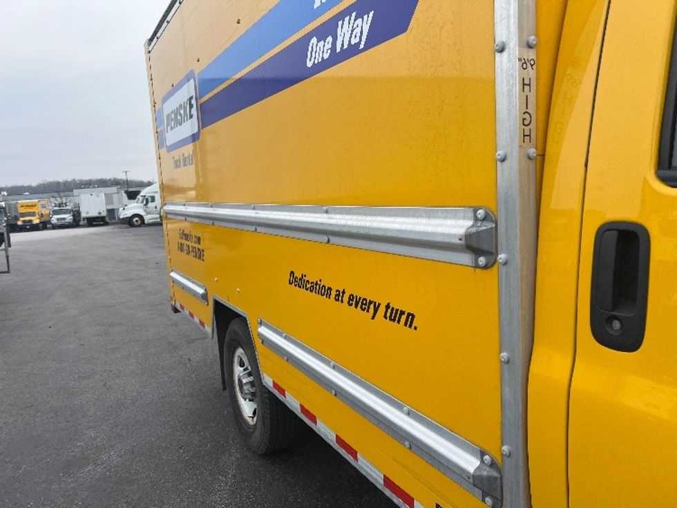 Light Duty Box Truck-Light and Medium Duty Trucks-GMC-2021-Savana G33503-Jessup-MD-103,548\n\t\tmiles-$ 25,250 - Image 29