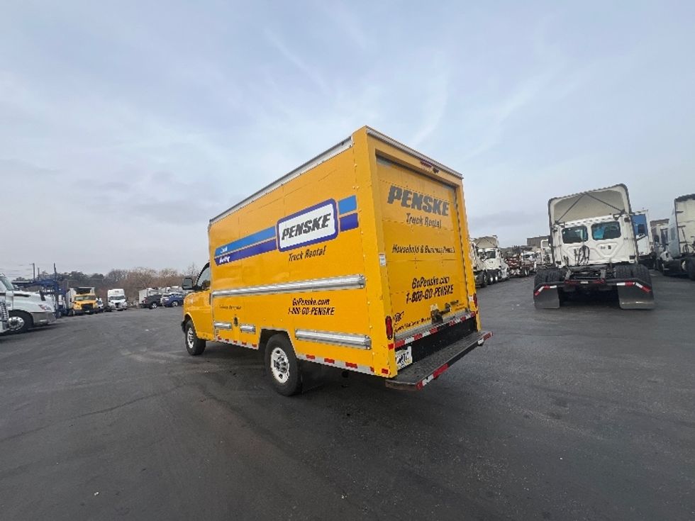 Light Duty Box Truck-Light and Medium Duty Trucks-GMC-2021-Savana G33503-Jessup-MD-103,548\n\t\tmiles-$ 25,250 - Image 6