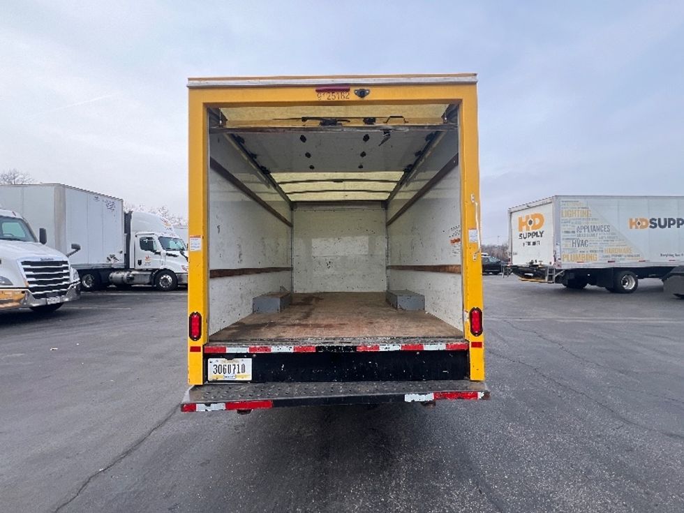Light Duty Box Truck-Light and Medium Duty Trucks-GMC-2021-Savana G33503-Jessup-MD-103,675\n\t\tmiles-$ 24,750 - Image 9
