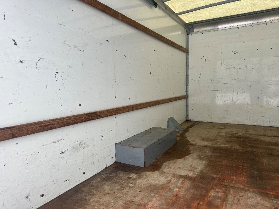 Light Duty Box Truck-Light and Medium Duty Trucks-GMC-2021-Savana G33503-Kalamazoo-MI-124,788\n\t\tmiles-$ 23,250 - Image 11