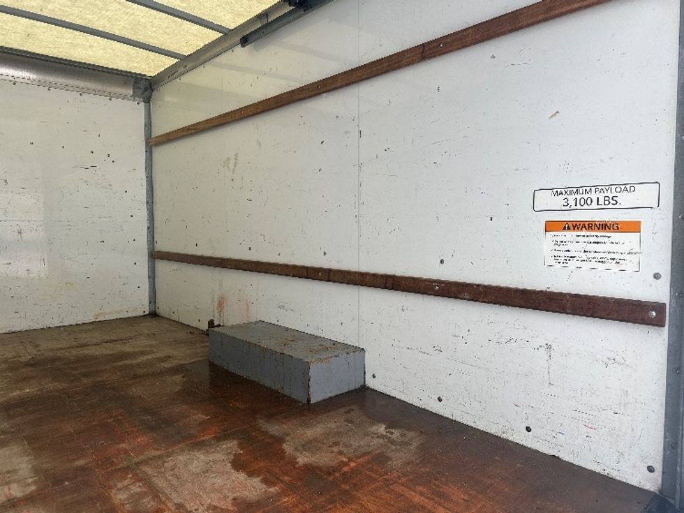 Light Duty Box Truck-Light and Medium Duty Trucks-GMC-2021-Savana G33503-Kalamazoo-MI-124,788\n\t\tmiles-$ 23,250 - Image 12