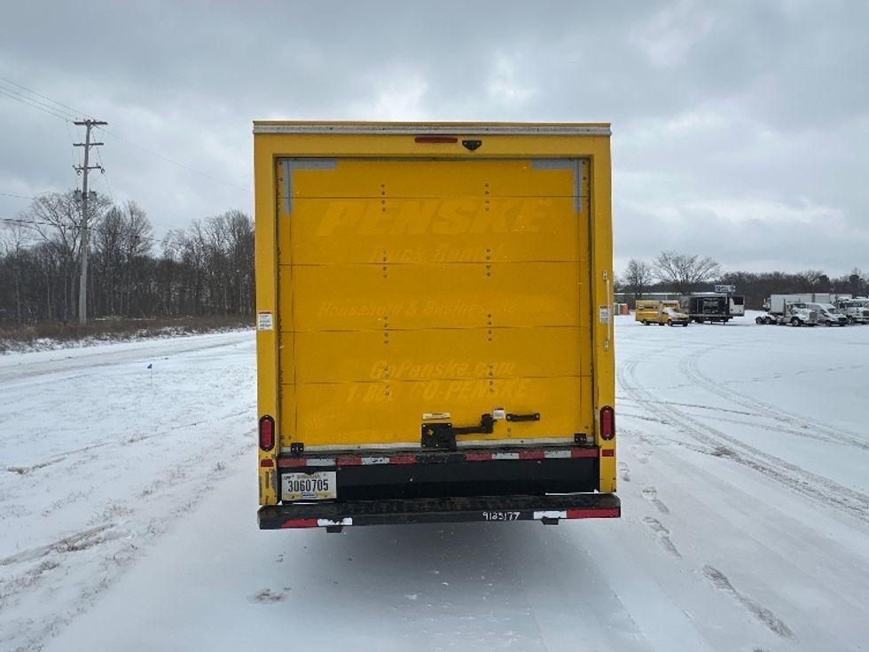 Light Duty Box Truck-Light and Medium Duty Trucks-GMC-2021-Savana G33503-Kalamazoo-MI-124,788\n\t\tmiles-$ 23,250 - Image 7