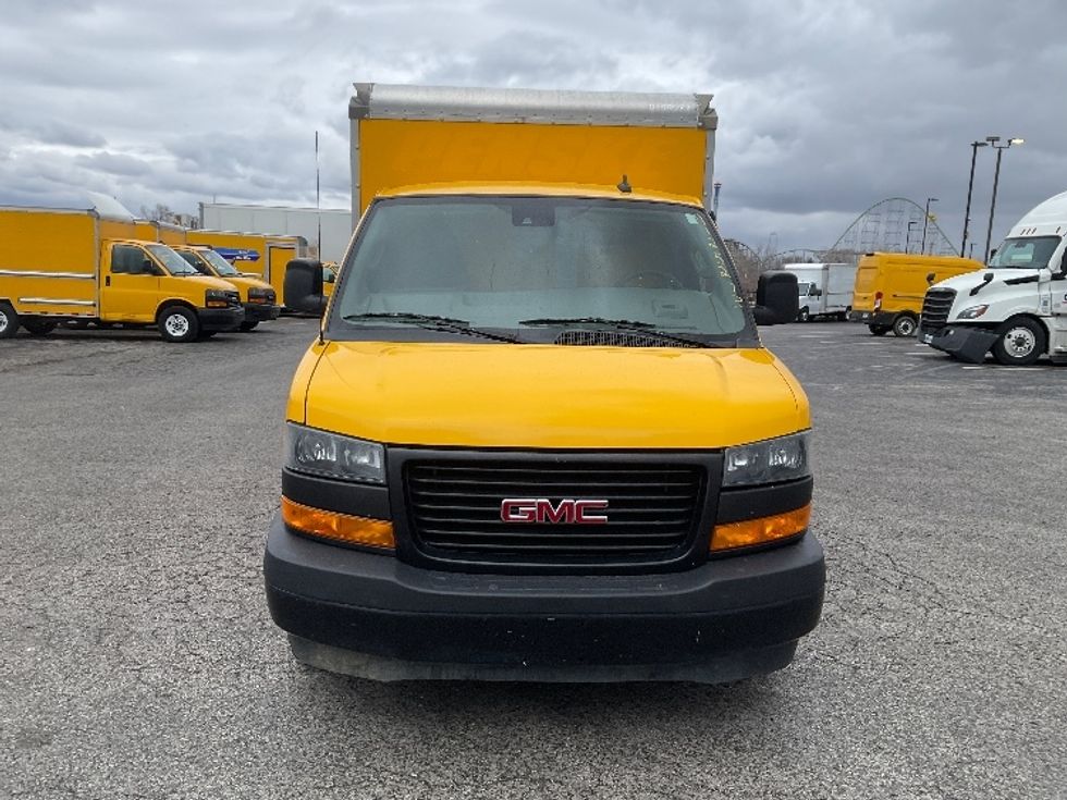 Light Duty Box Truck-Light and Medium Duty Trucks-GMC-2021-Savana G33503-Kansas City-MO-106,496\n\t\tmiles-$ 26,250 - Image 2