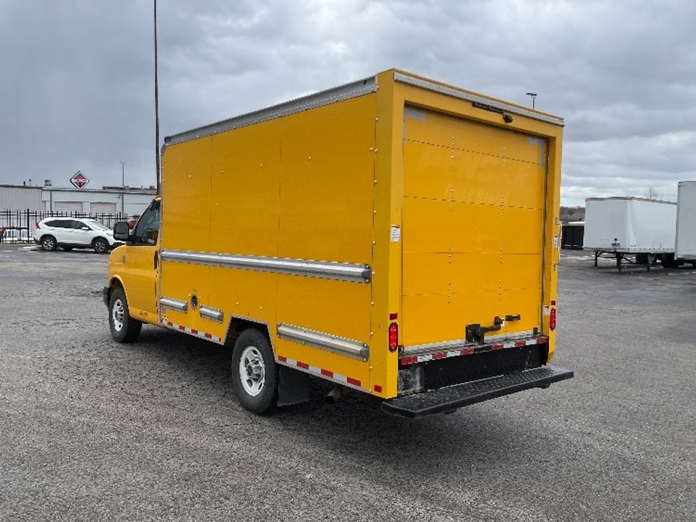 Light Duty Box Truck-Light and Medium Duty Trucks-GMC-2021-Savana G33503-Kansas City-MO-106,496\n\t\tmiles-$ 26,250 - Image 6