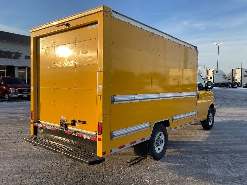 Light Duty Box Truck-Light and Medium Duty Trucks-GMC-2021-Savana G33503-Kansas City-MO-117,089\n\t\tmiles-$ 25,000 - Image 13