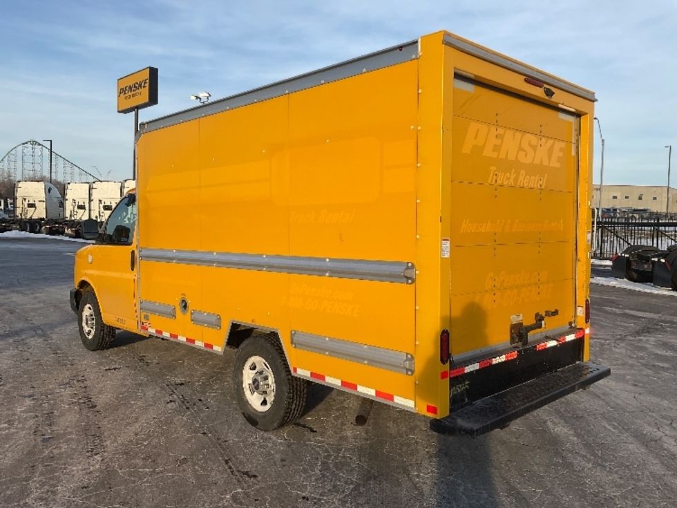 Light Duty Box Truck-Light and Medium Duty Trucks-GMC-2021-Savana G33503-Kansas City-MO-117,089\n\t\tmiles-$ 25,000 - Image 6