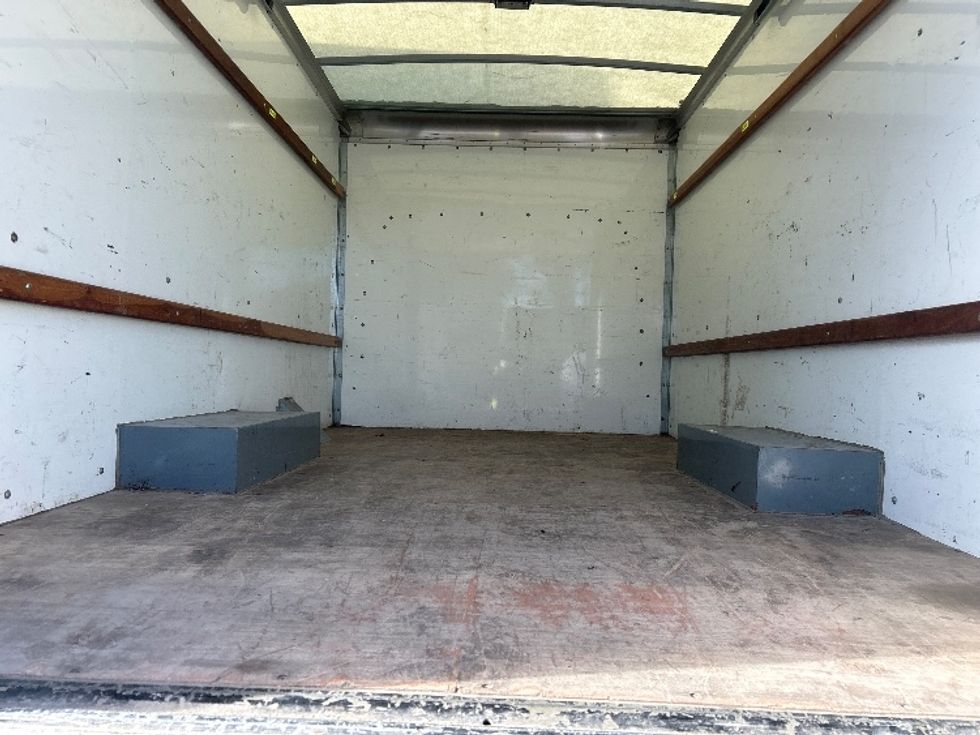 Light Duty Box Truck-Light and Medium Duty Trucks-GMC-2021-Savana G33503-Kansas City-MO-122,352\n\t\tmiles-$ 24,250 - Image 10