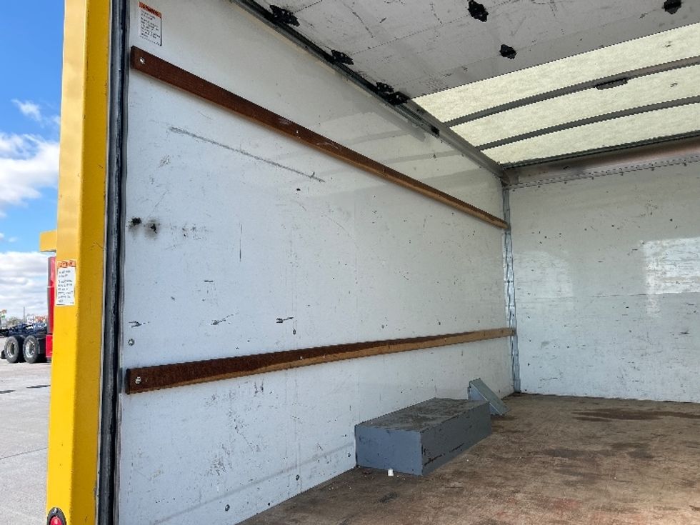 Light Duty Box Truck-Light and Medium Duty Trucks-GMC-2021-Savana G33503-Katy-TX-105,485\n\t\tmiles-$ 25,750 - Image 10